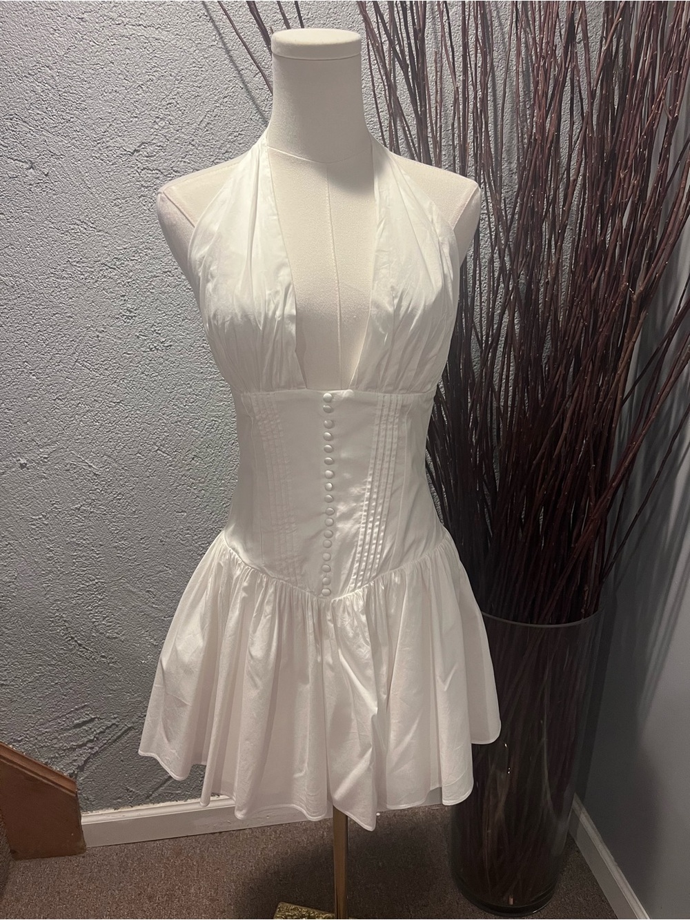 🌺OH POLLY JESSALIE WHIITE HALTER NECK MINI DRESS SIZE 4🌺 - Picture 2 of 7